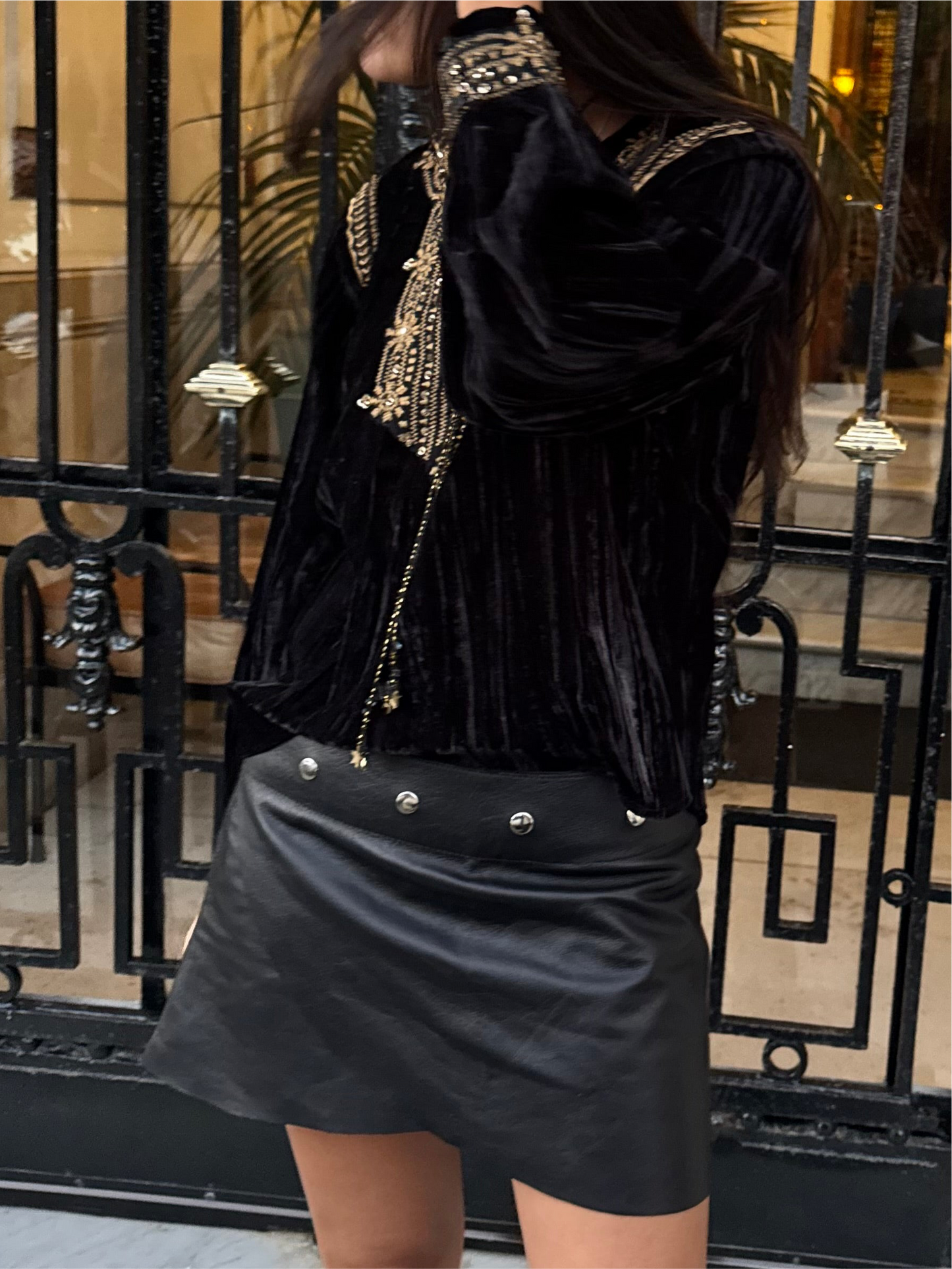 the mini skirt - black